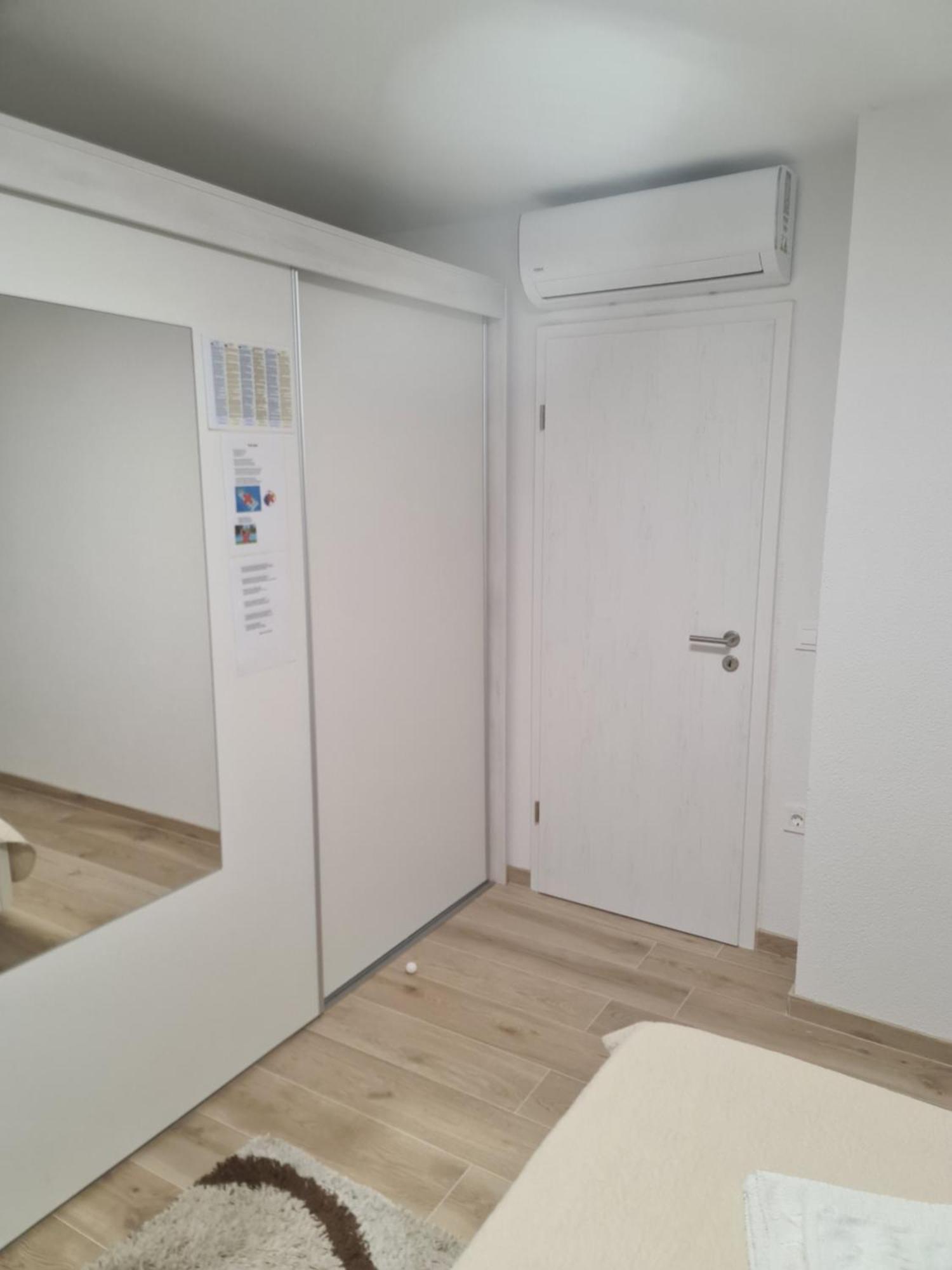 Apartments Julijana 2 Privlaka  Kültér fotó